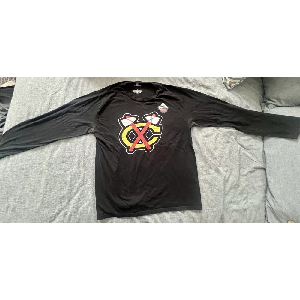 Chicago Blackhawks 2017 NHL Winter Classic Fanatics Long Sleeve Shirt Large